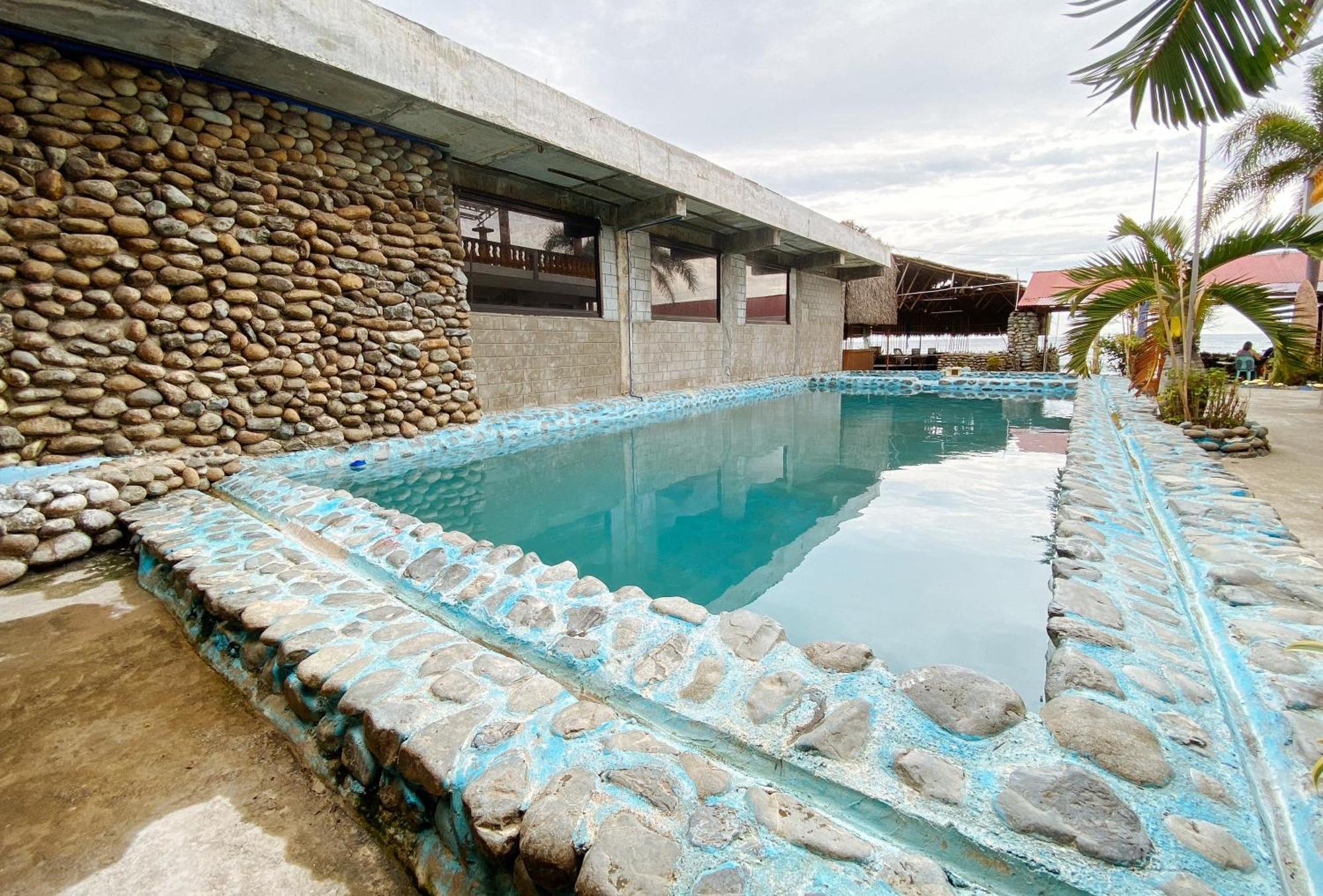 White Castle Beach Resort Iba Zambales Botolan Exteriér fotografie