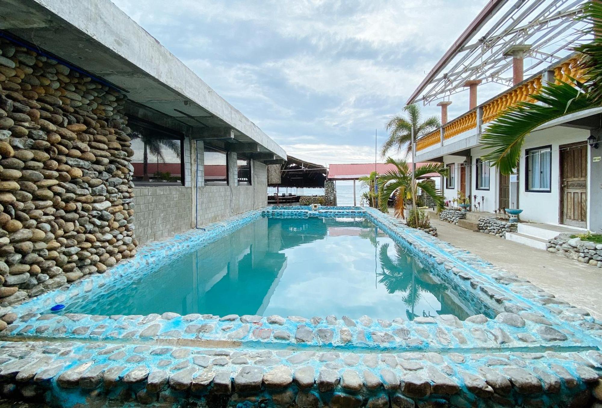White Castle Beach Resort Iba Zambales Botolan Exteriér fotografie